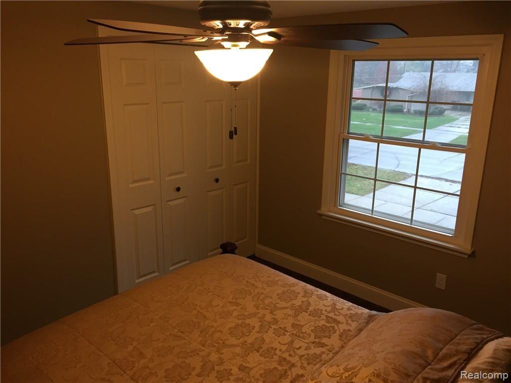 18642 Levan Road Livonia, MI 48152 - Photo 46 of 69 IMG_7197.JPG