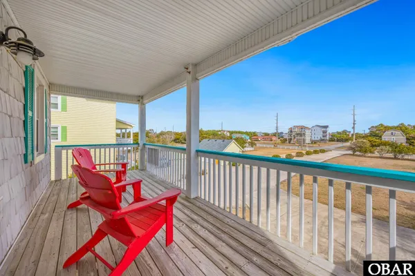 $1,499,000 | 25522 North Carolina Highway 12, Waves, NC 27982