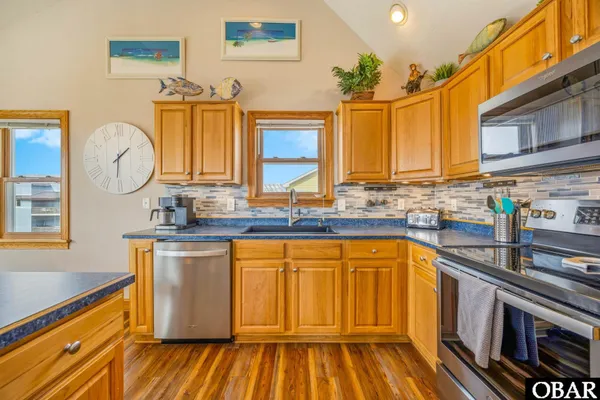 $1,499,000 | 25522 North Carolina Highway 12, Waves, NC 27982