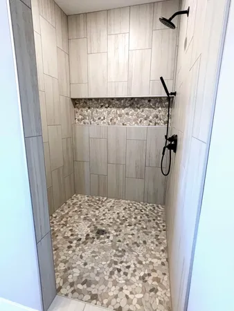 $925,000 | 1187 60th Street, Hudson, WI 54016