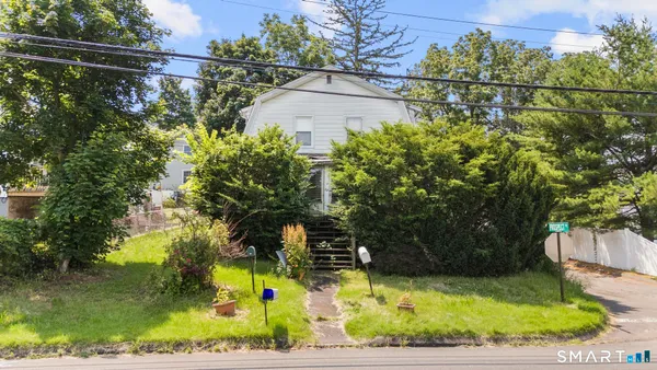 $250,000 | 2 Nooks Hill Road, Cromwell, CT 06416