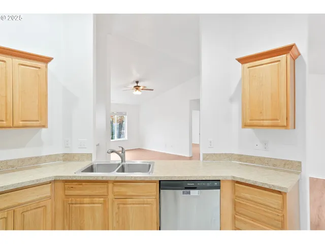 $746,000 | 3047 Wallace Road Northwest, Salem, OR 97304