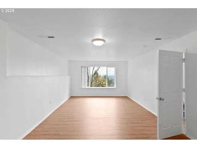 $746,000 | 3047 Wallace Road Northwest, Salem, OR 97304