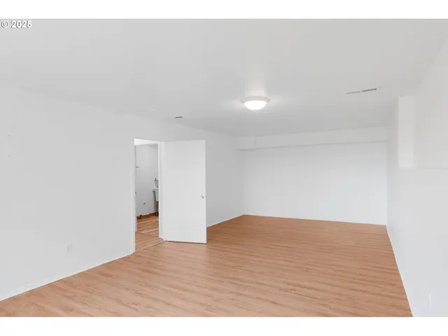 $746,000 | 3047 Wallace Road Northwest, Salem, OR 97304