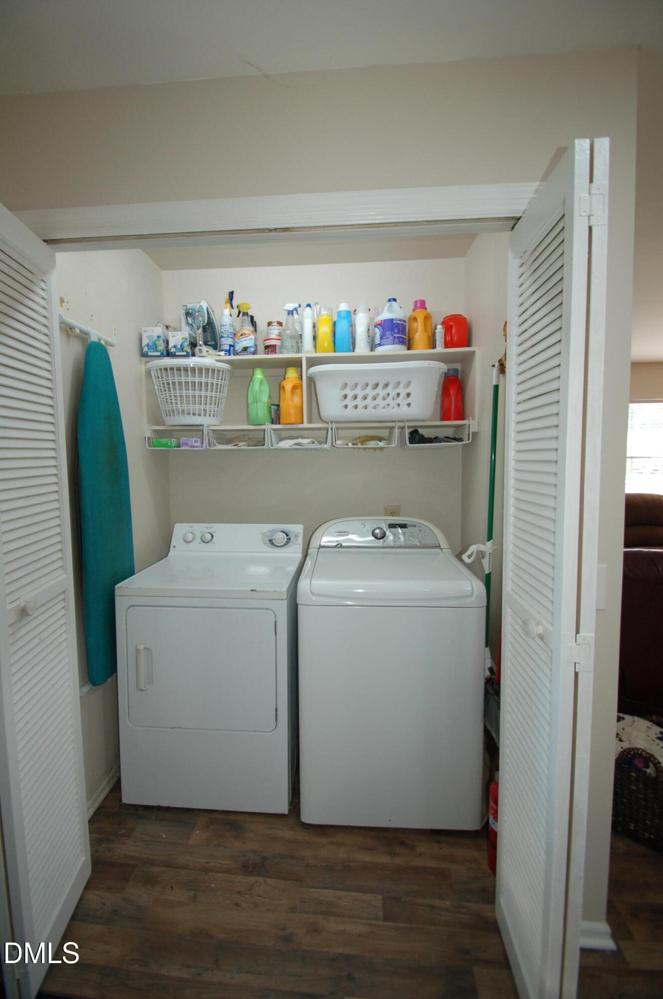 1434 Sedwick Road Durham, NC 27713 - Photo 23 of 36 22 Laundry