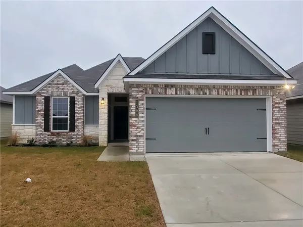 $2,200 | 1308 Kingsgate Drive, Bryan, TX 77807