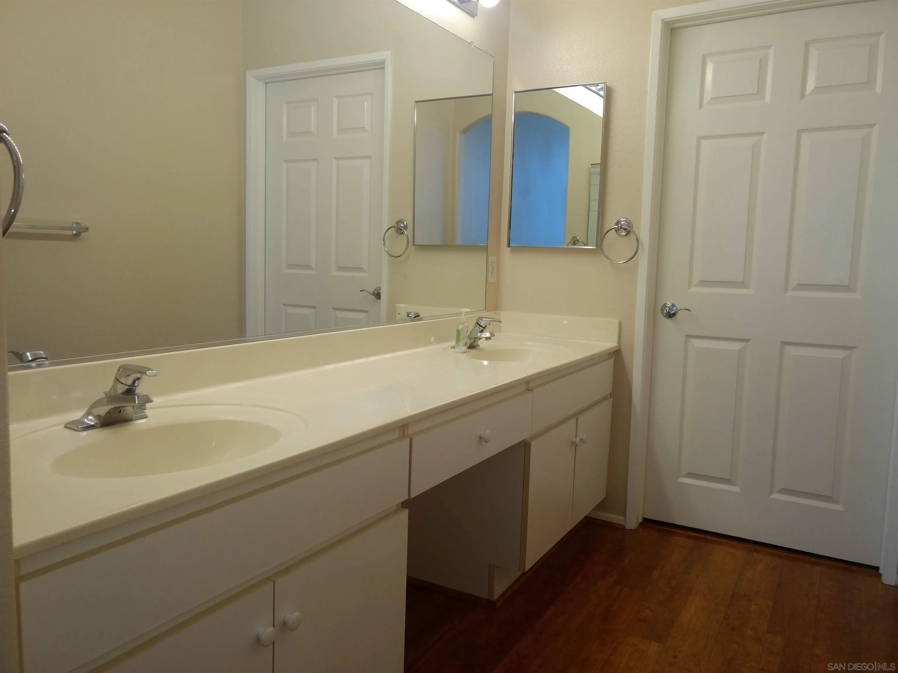 9229 Regents Road, Unit L428 La Jolla, CA 92037 - Photo 25 of 29