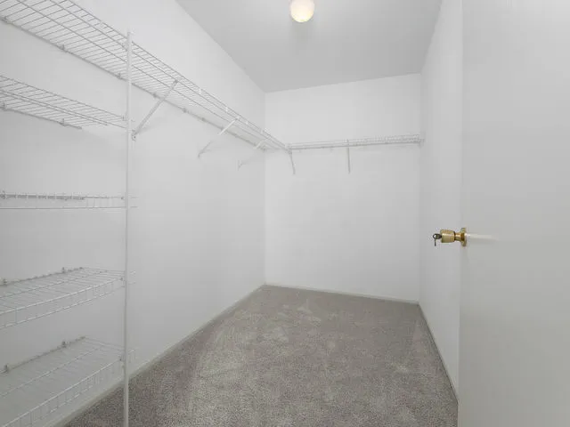 $260,000 | 1309 Silverstone Drive, Unit 1309, Carpentersville, IL 60110