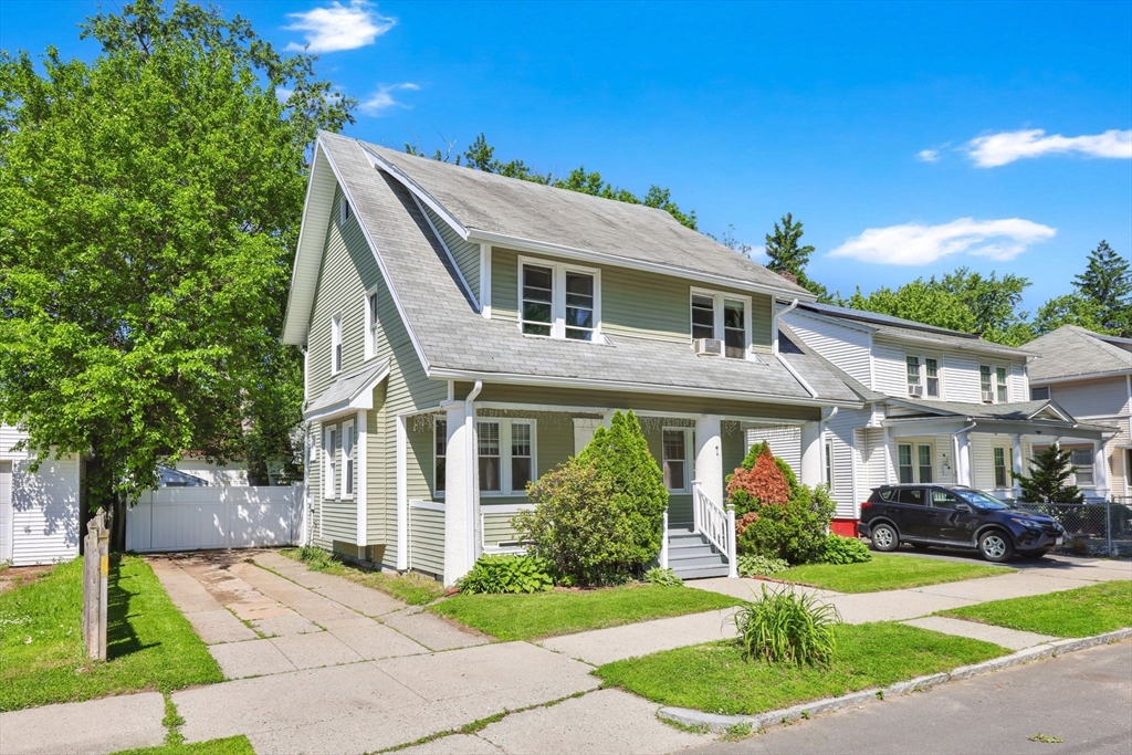 14 Herman Street Springfield, MA 01108 - Photo 2 of 42