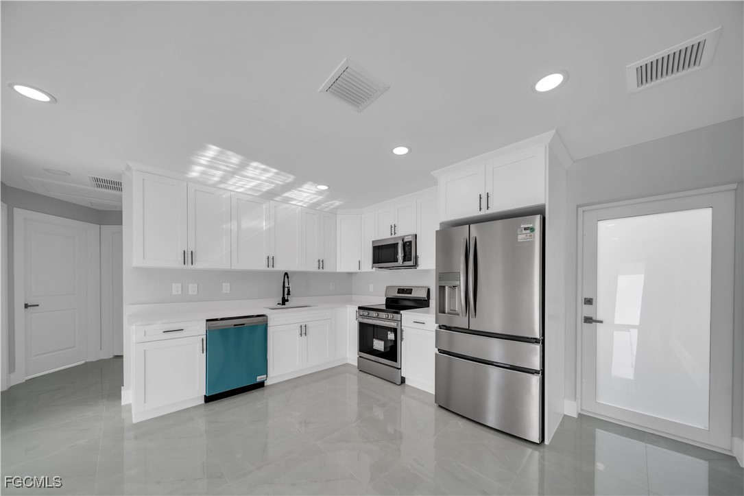 951 Filbert Street Lehigh Acres, FL 33974 - Photo 4 of 14 Gallery Image 4
