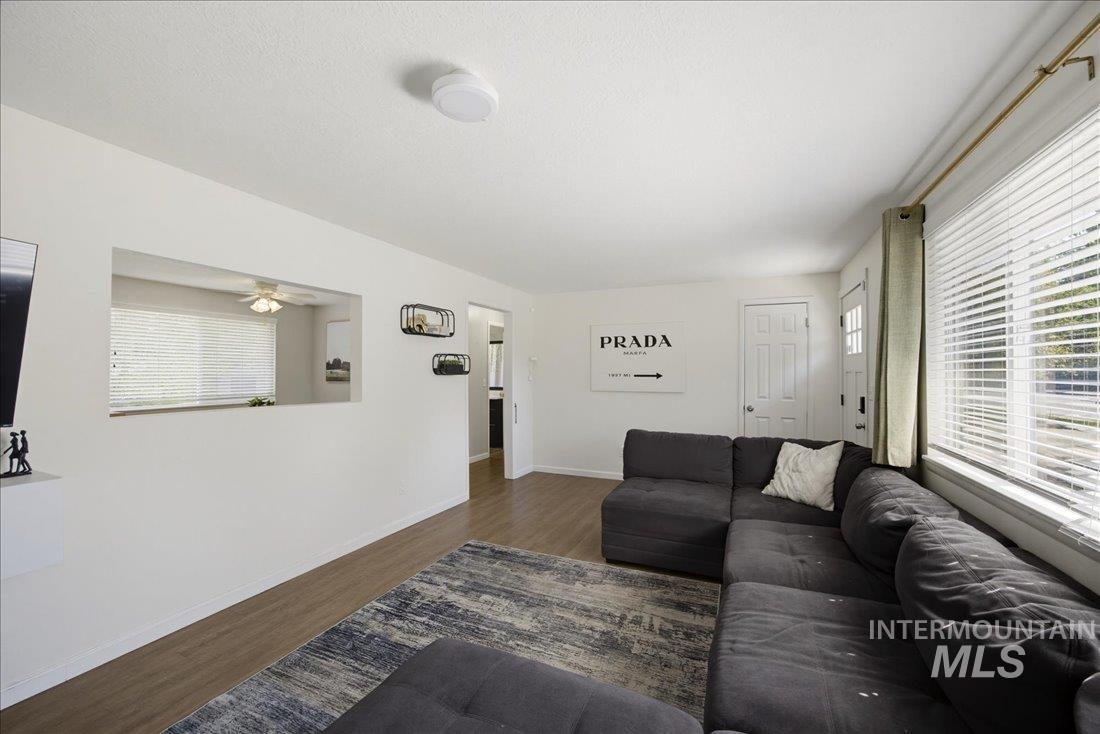 2812 North Cole Road Boise, ID 83704 - Photo 11 of 32