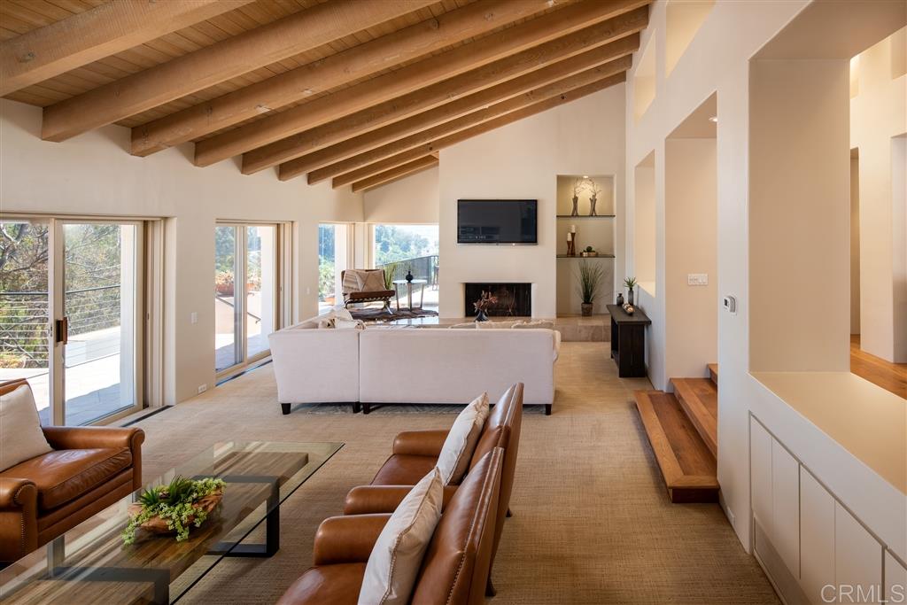 15740 Puerta Del Sol Rancho Santa Fe, CA 92067 - Photo 10 of 25