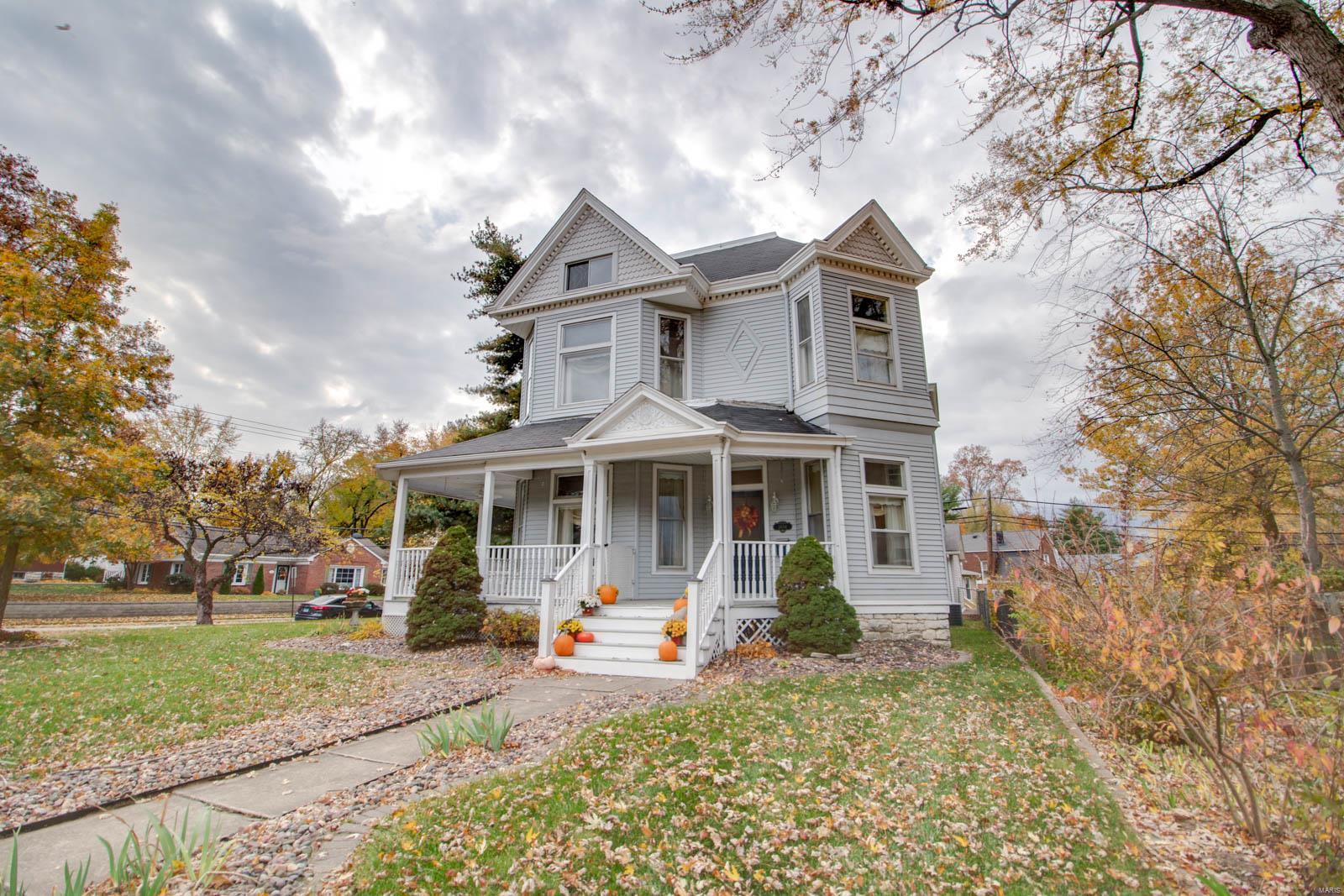 1604 State Street Alton, IL 62002 - Photo 2 of 50