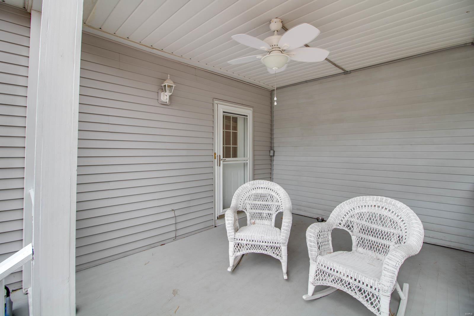1604 State Street Alton, IL 62002 - Photo 5 of 50