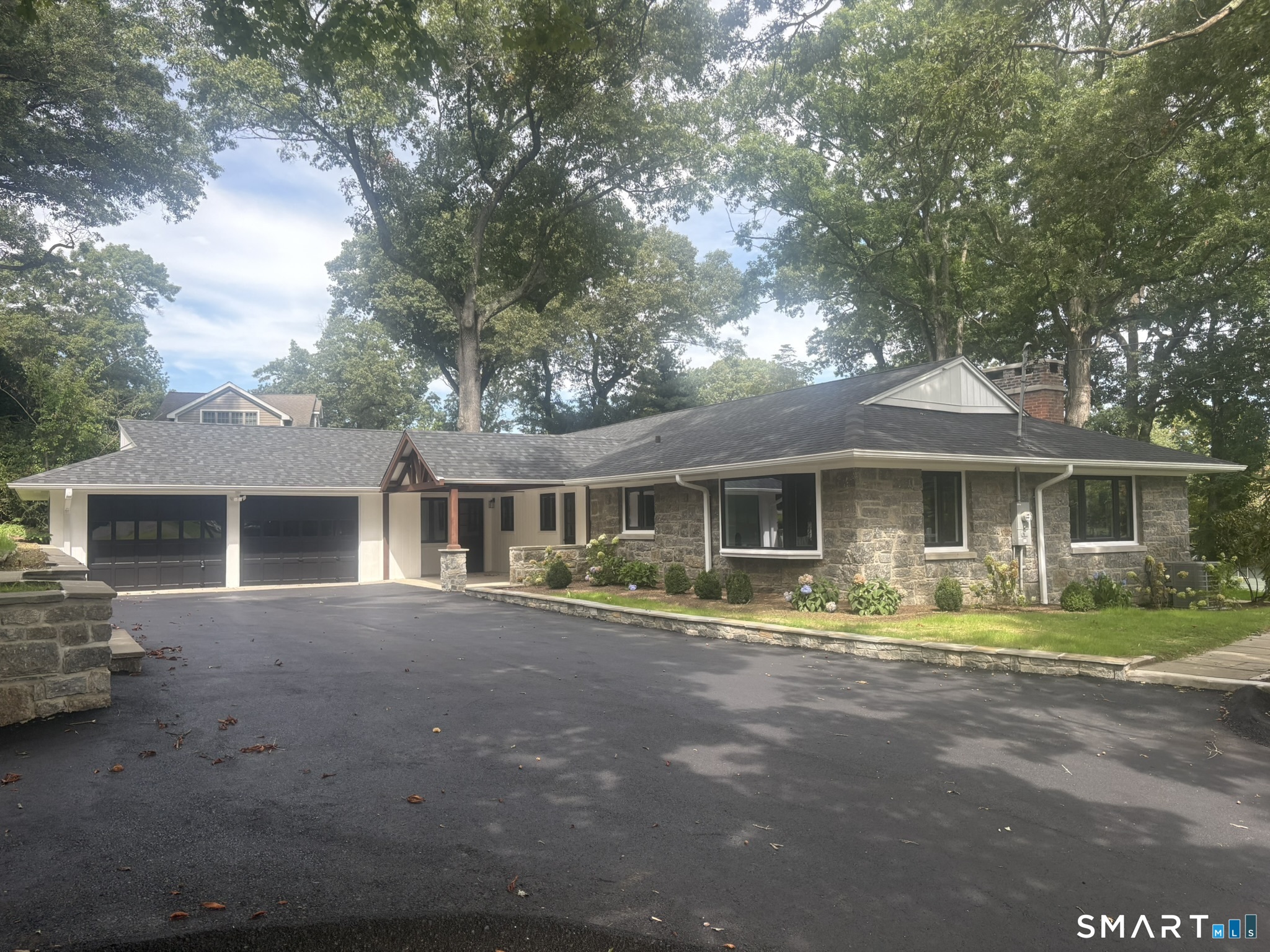 50 Oak Ridge Road Stratford, CT 06614 - Photo 3 of 40 Gallery Image 3