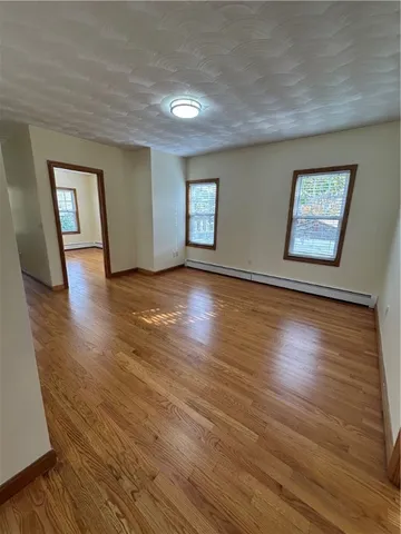 $2,000 | 471 Wood Street, Bristol, RI 02809