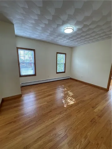 $2,000 | 471 Wood Street, Bristol, RI 02809