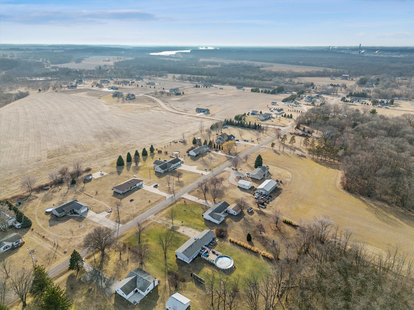 5430 Holly Road Fulton, IL 61252 - Photo 30 of 33 an aerial view of ocean and residential houses with outdoor space