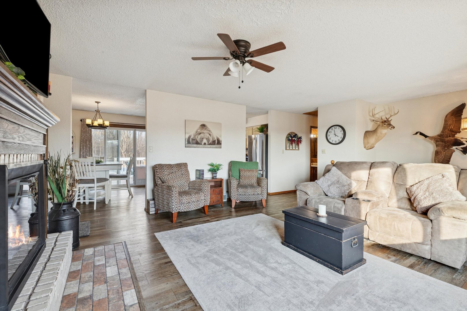 5430 Holly Road Fulton, IL 61252 - Photo 5 of 33 a living room with furniture and a flat screen tv