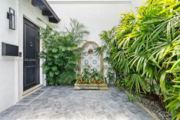 $19,500 | 634 West 47th Street, Miami Beach, FL 33140