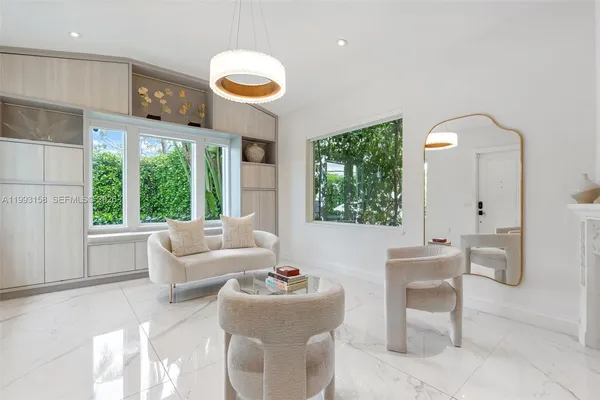 $19,500 | 634 West 47th Street, Miami Beach, FL 33140