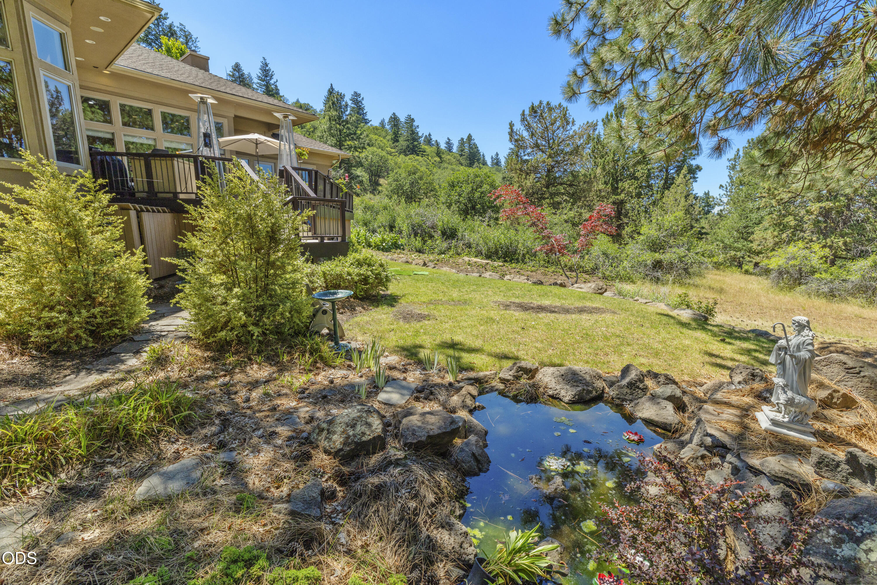 6749 Cooper's Hawk Road Klamath Falls, OR 97601 - Photo 16 of 60