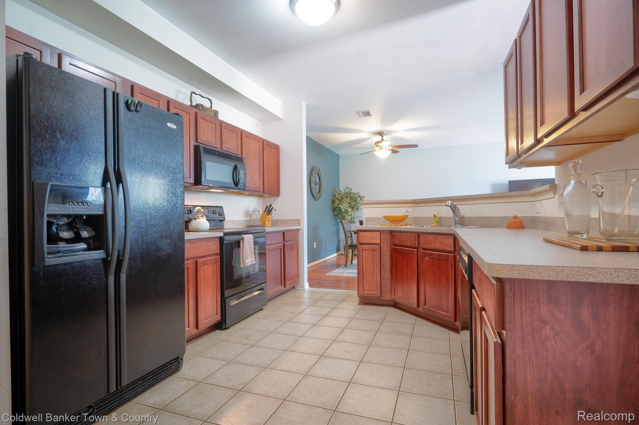 4236 Hampton Ridge Boulevard Howell, MI 48843 - Photo 9 of 31 Gallery Image 9
