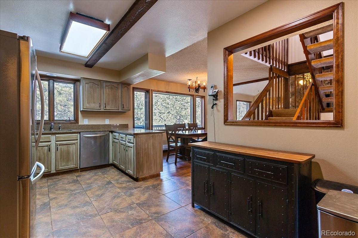 32638 Little Cub Road Evergreen, CO 80439 - Photo 7 of 34 Gallery Image 7
