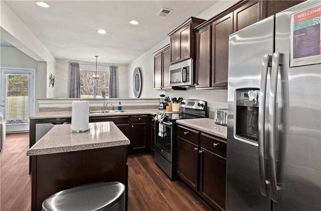 189 Dunleith Parkway Southwest Marietta, GA 30008 - Photo 10 of 28