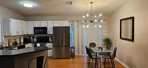 $2,997 | 212 West South Avenue, Tampa, FL 33603