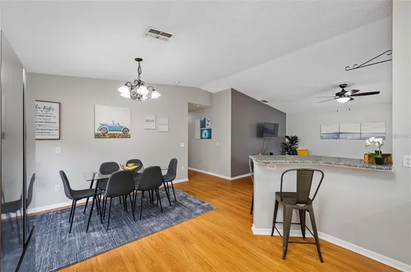 $2,997 | 212 West South Avenue, Tampa, FL 33603