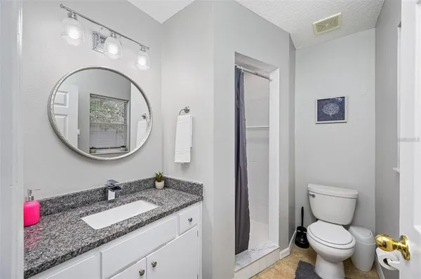 $2,997 | 212 West South Avenue, Tampa, FL 33603