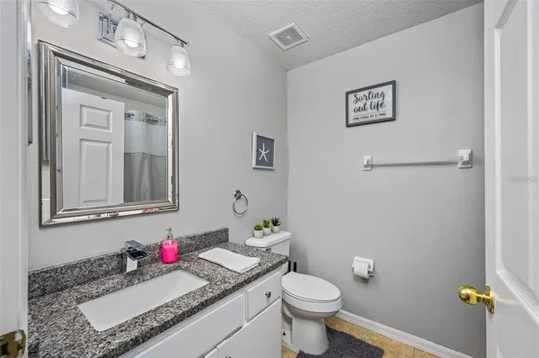 $2,997 | 212 West South Avenue, Tampa, FL 33603