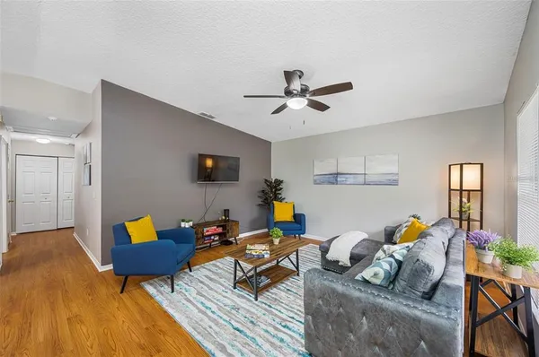 $2,997 | 212 West South Avenue, Tampa, FL 33603