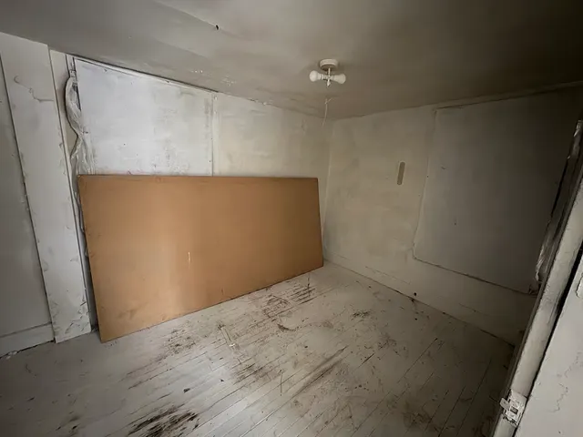 $160,000 | 260 Wickaboag Valley Road, West Brookfield, MA 01585