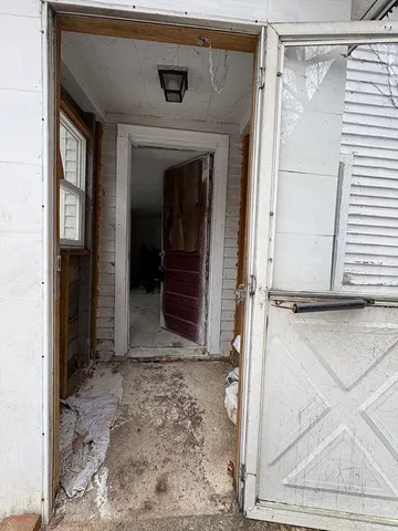 $165,000 | 260 Wickaboag Valley Road, West Brookfield, MA 01585