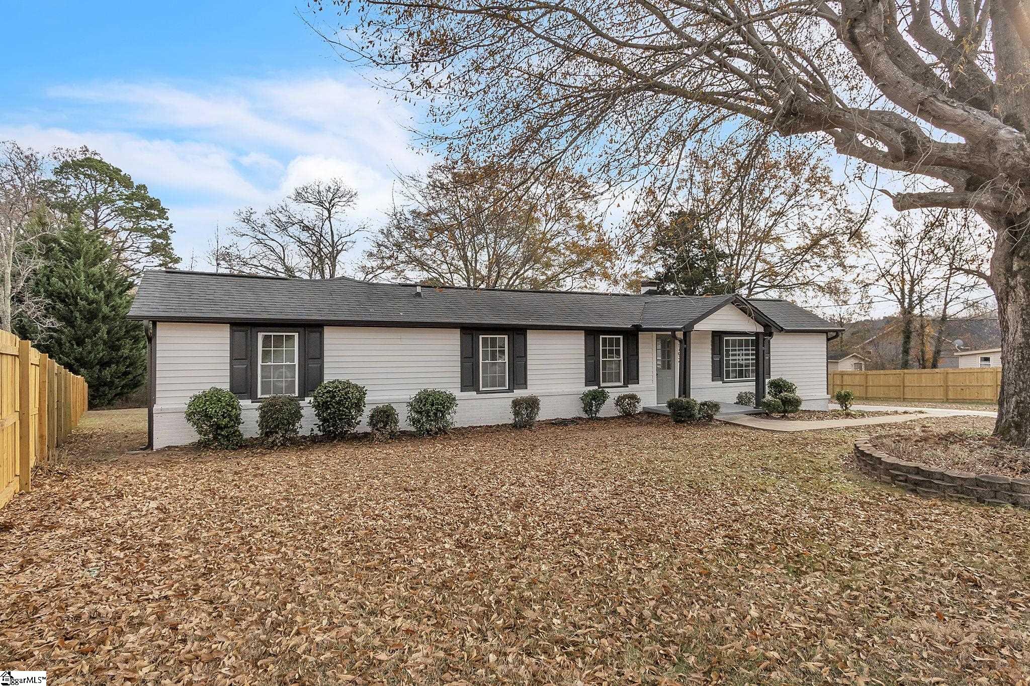 3792 Berry Mill Road Greer, SC 29651 - Photo 2 of 33 Gallery Image 2