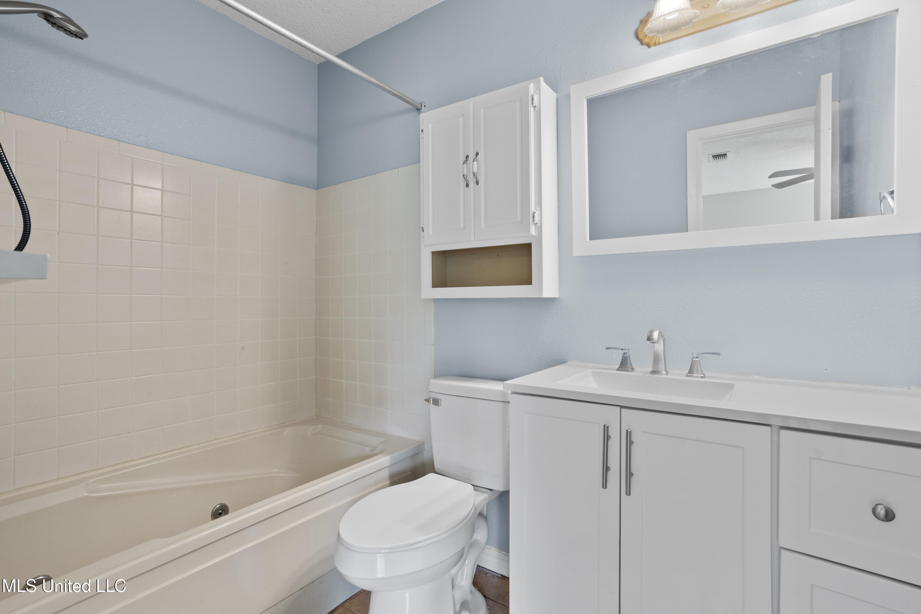 12442 Cox Road Gulfport, MS 39503 - Photo 19 of 30 019