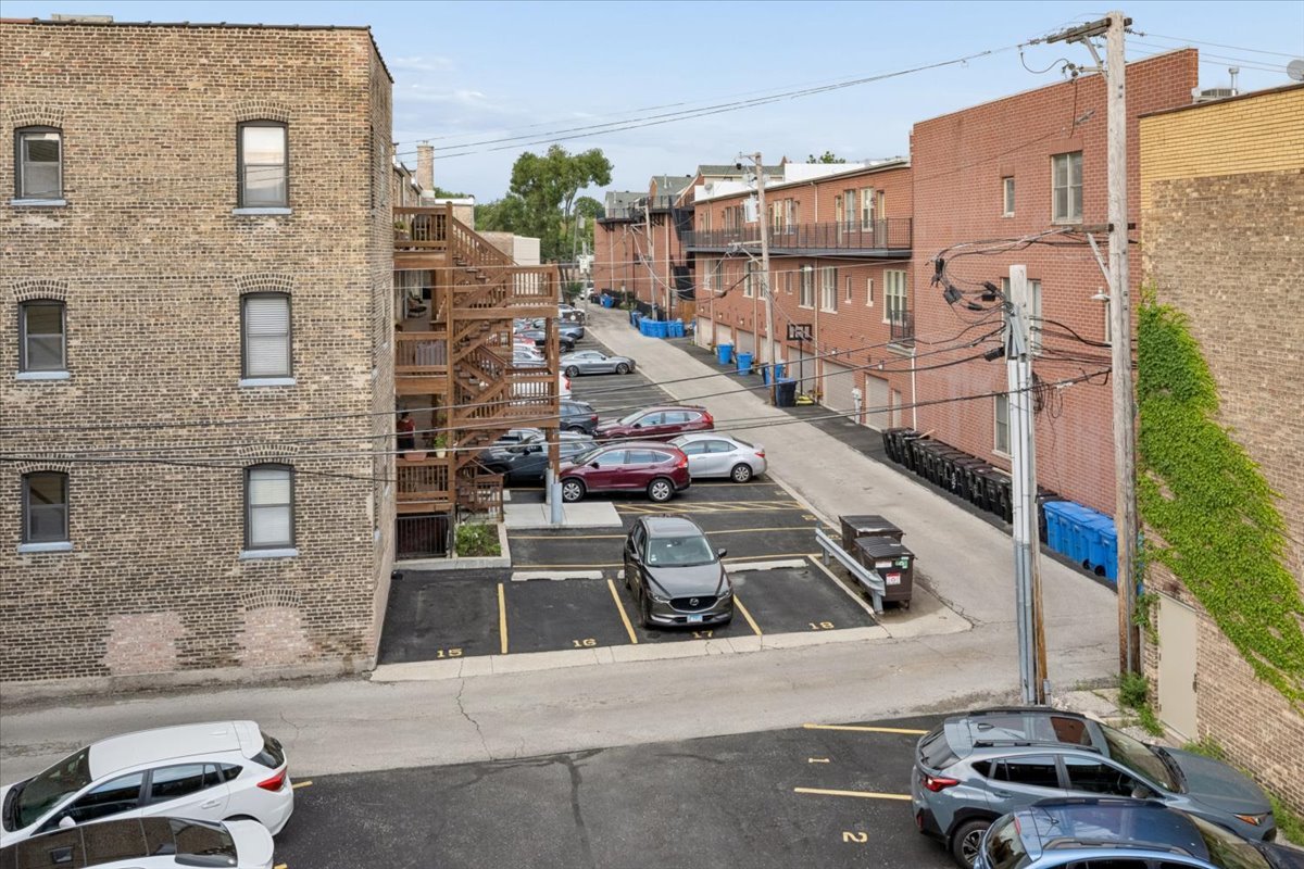 1340 West Irving Park Road, Unit 3 Chicago, IL 60613 - Photo 10 of 11