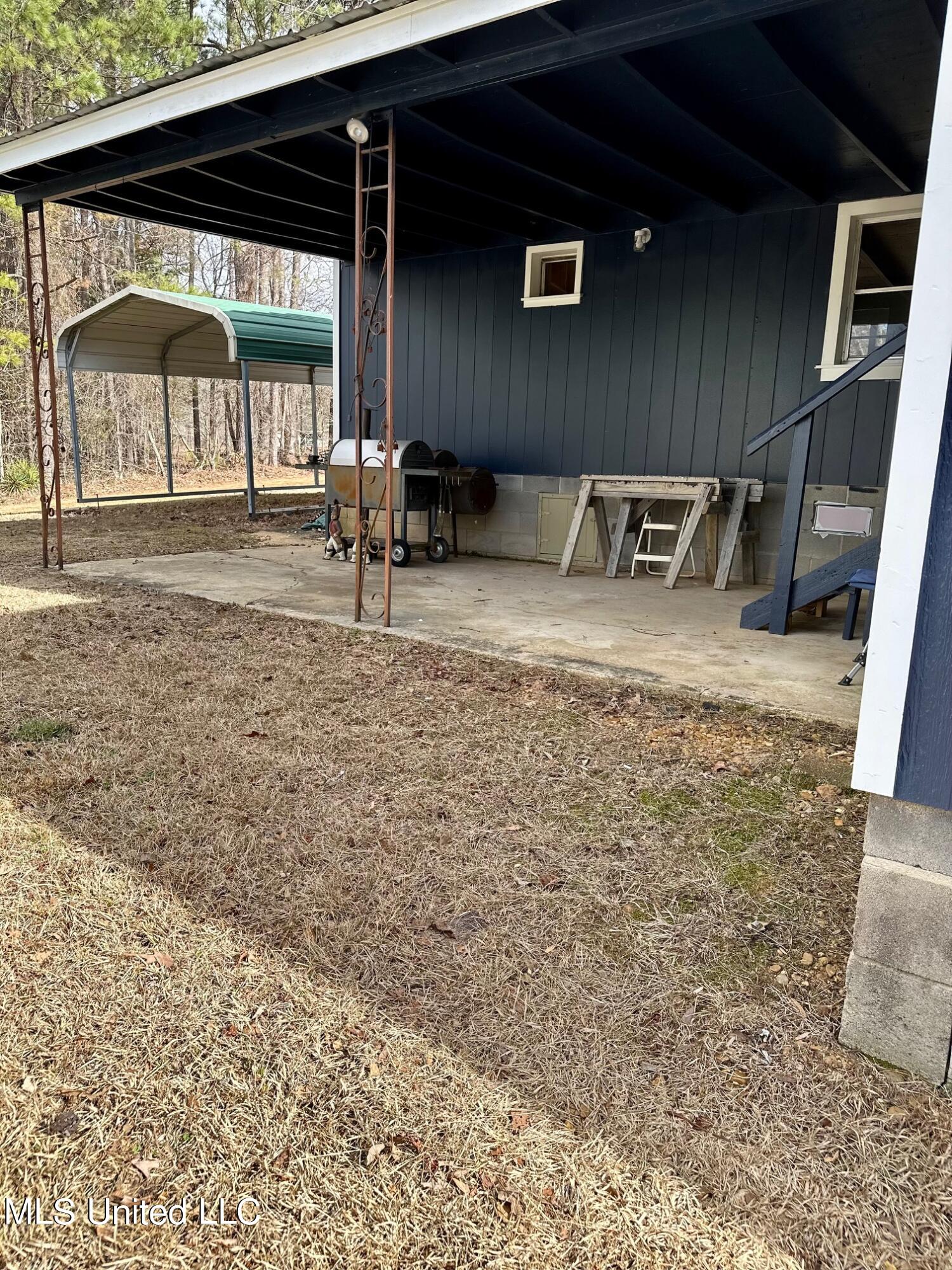 55 Gregory Road Pope, MS 38658 - Photo 6 of 18 IMG_0203