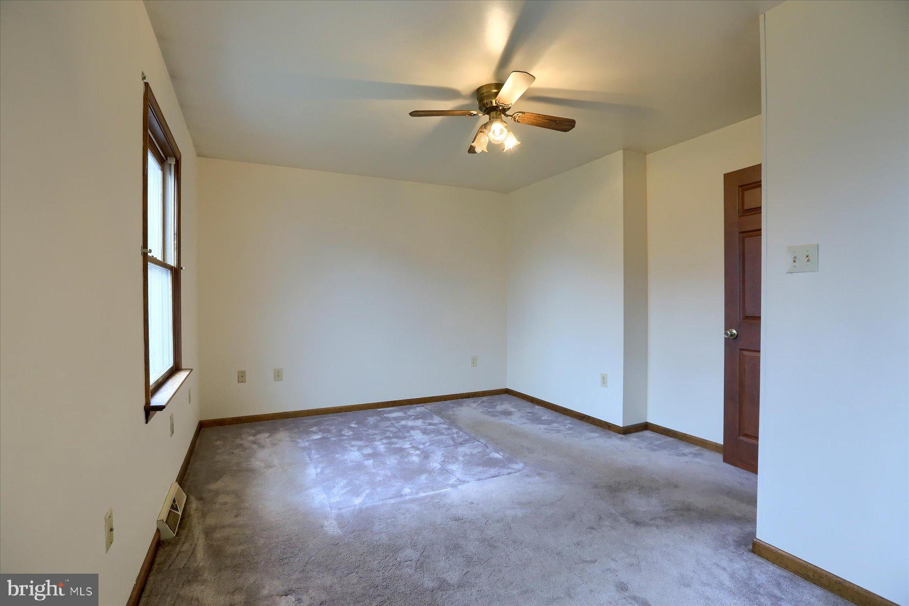 2174 Main Street Lititz, PA 17543 - Photo 12 of 33