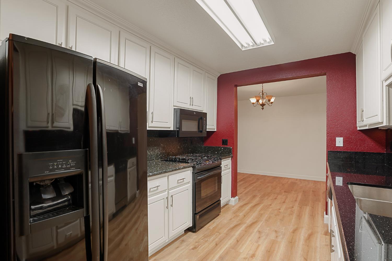 2109 Cedar Ridge Drive Stockton, CA 95207 - Photo 14 of 47