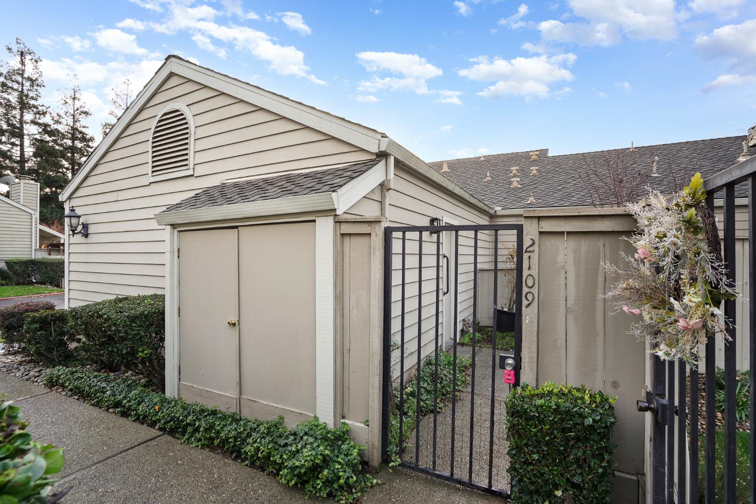 2109 Cedar Ridge Drive Stockton, CA 95207 - Photo 46 of 47