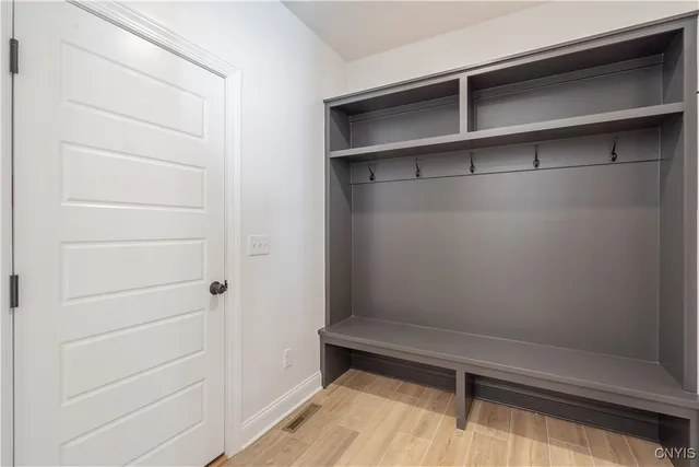 $590,900 | 111 Terwillager Lane, Manlius, NY 13116