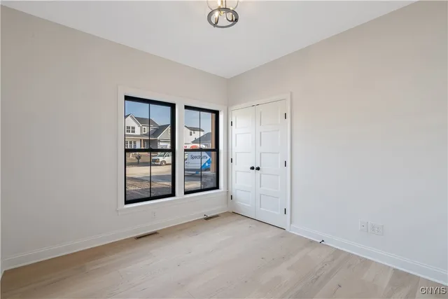 $590,900 | 111 Terwillager Lane, Manlius, NY 13116