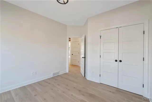 $590,900 | 111 Terwillager Lane, Manlius, NY 13116