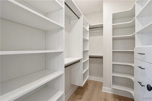 $590,900 | 111 Terwillager Lane, Manlius, NY 13116