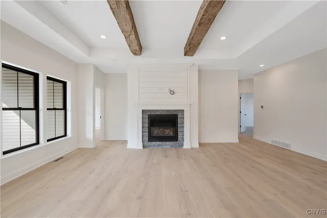 $590,900 | 111 Terwillager Lane, Manlius, NY 13116