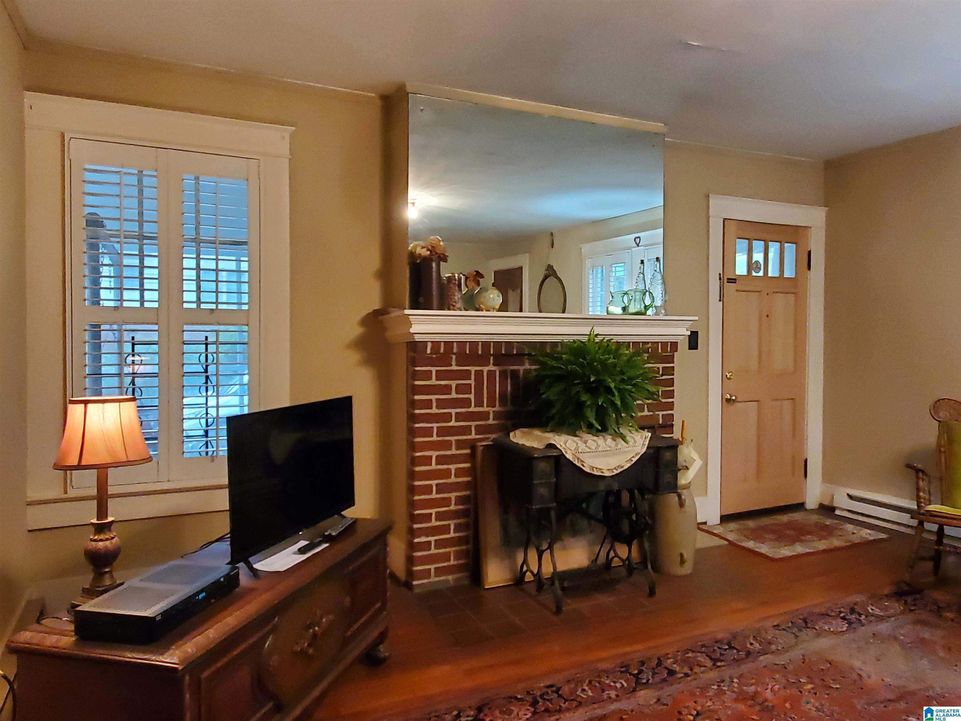 906 Gene Reed Road Birmingham, AL 35235 - Photo 5 of 22 Gallery Image 5