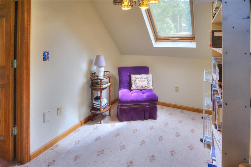 1012 West Sutter Road Glenshaw, PA 15116 - Photo 20 of 21 Gallery Image 20